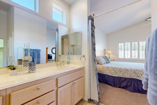 Building Photo - 45576 Whistler Ct
