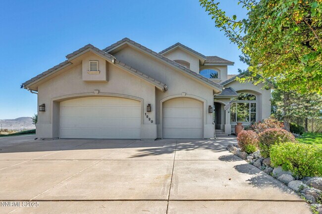 Building Photo - 1520 Taos Ln