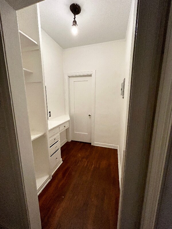 Building Photo - 2025 Cheremoya Ave