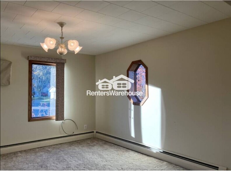 Building Photo - S504 Newman Ave