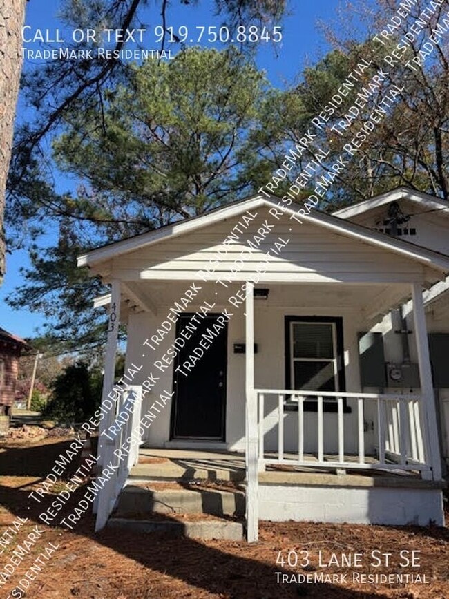 Building Photo - 403 Lane St SE