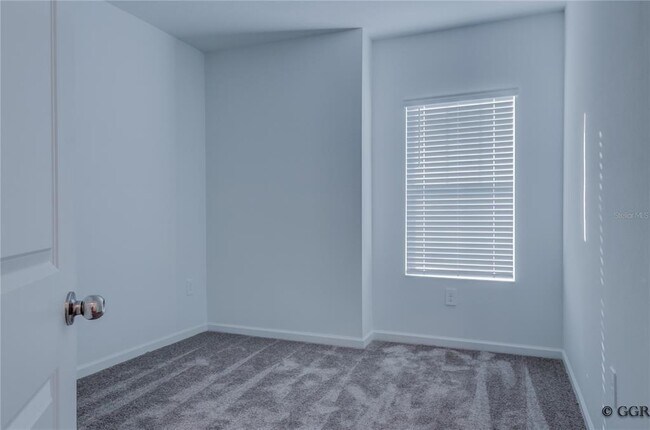 Building Photo - 3149 Laurent Lp