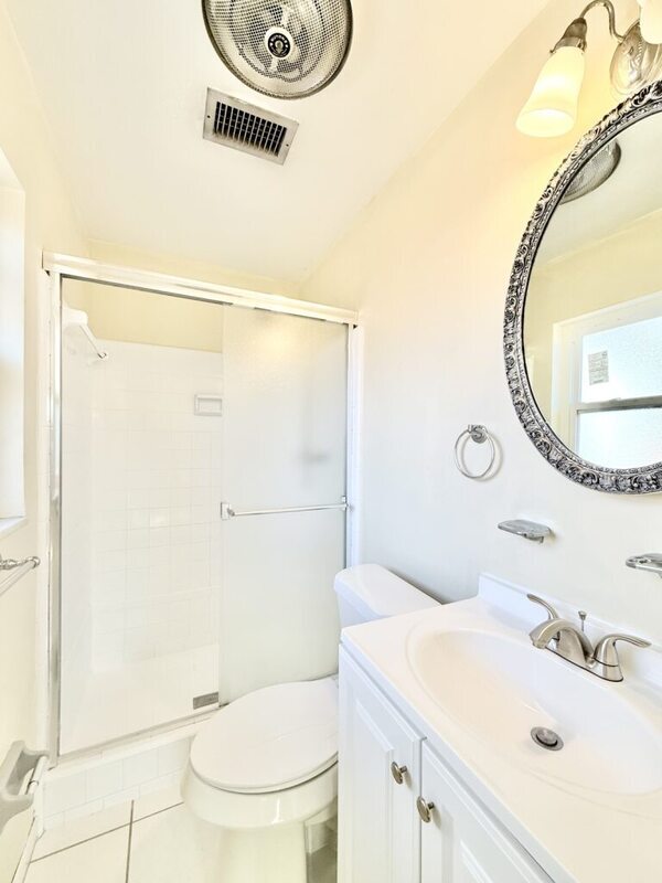 Building Photo - 13788 Montego Dr