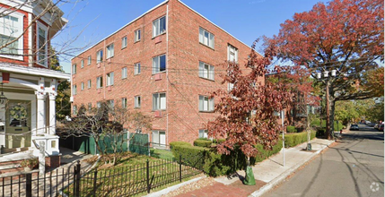 Building Photo - Cambridge Studio Available Now - No Broker...