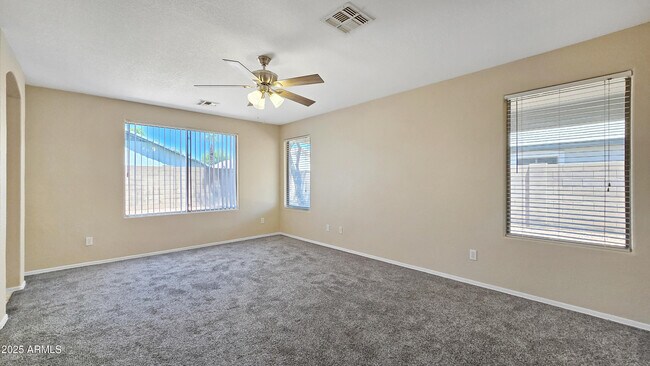 Building Photo - 5794 W Seldon Ln