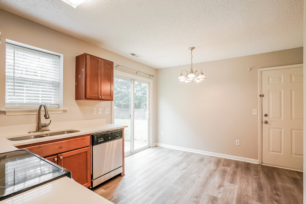 Building Photo - 4409 Cobble Creek Ln