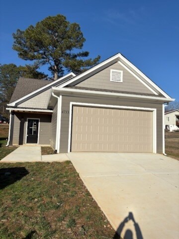 Building Photo - 4733 Heiskell Dr