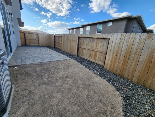Building Photo - Brand New Townhome in South Carson City