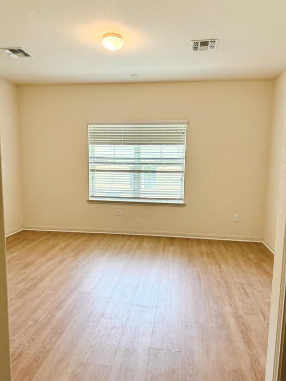 Building Photo - 1620 Bryant Dr