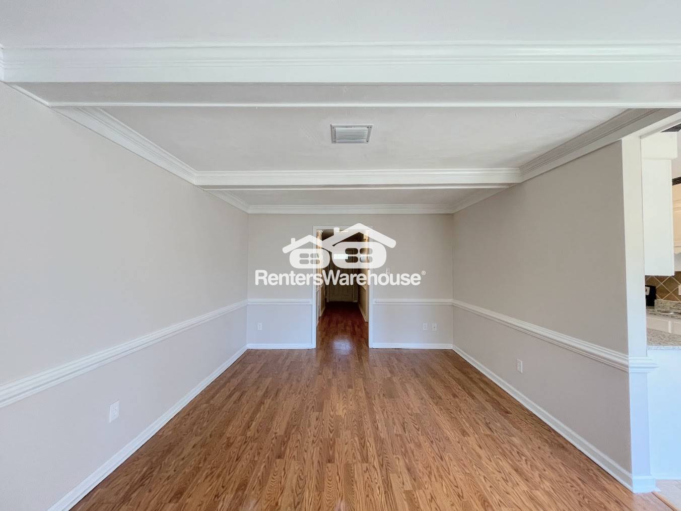 Building Photo - 447 San Roman Dr