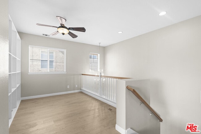 Building Photo - 30319 Cedar Oak Ln