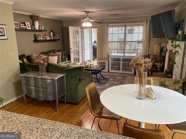 Building Photo - 5021 David Pl