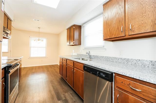 Building Photo - 520 Allencrest Dr
