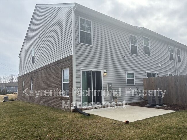 Building Photo - 3396 Dewsberry Ln