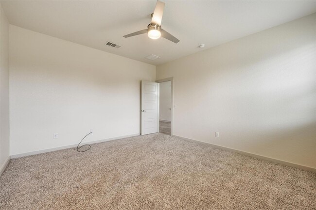 Building Photo - 253 Deserti Rd