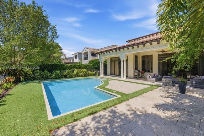 Building Photo - 9564 Exbury Ct