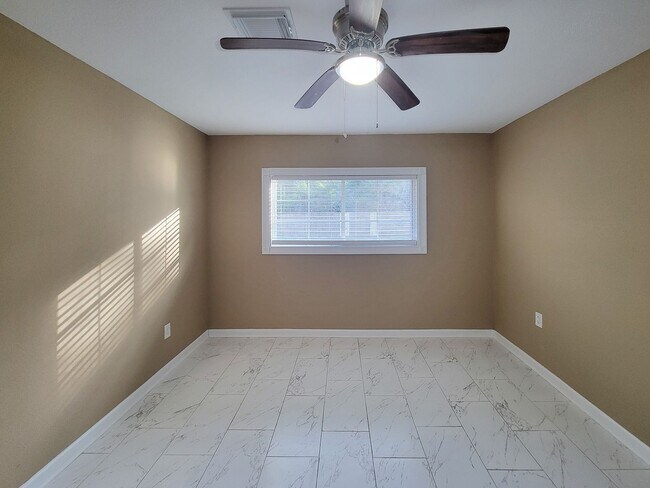 Building Photo - RECENTLY REMODELED 3 BEDROOM 2 BATH LEASE HOME IN SPRING, TEXAS