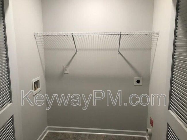 Building Photo - 3526 Firestone Dr