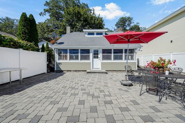 Building Photo - 416 Jersey Ave