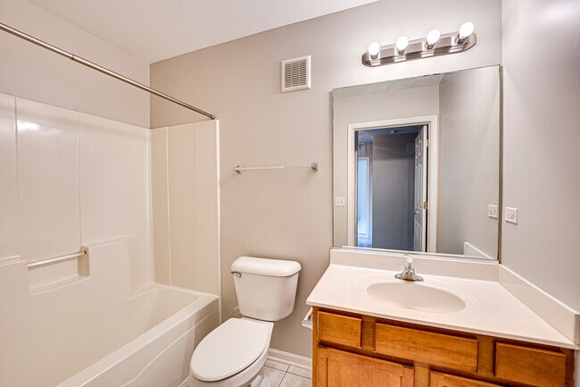 Building Photo - 2427 Stoughton Cir