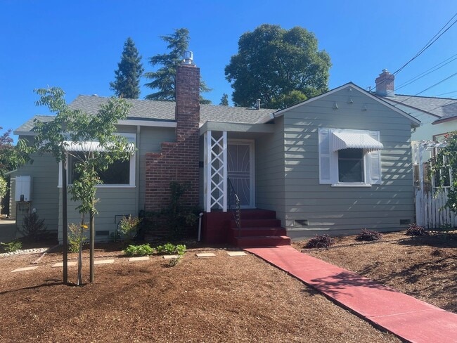 Primary Photo - Adorable 2 bedroom 1 Bathroom Located in N...