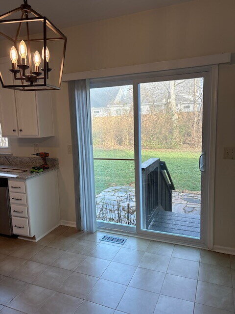 Building Photo - “Your Dream Home Awaits in the Heart of Franklin, TN"