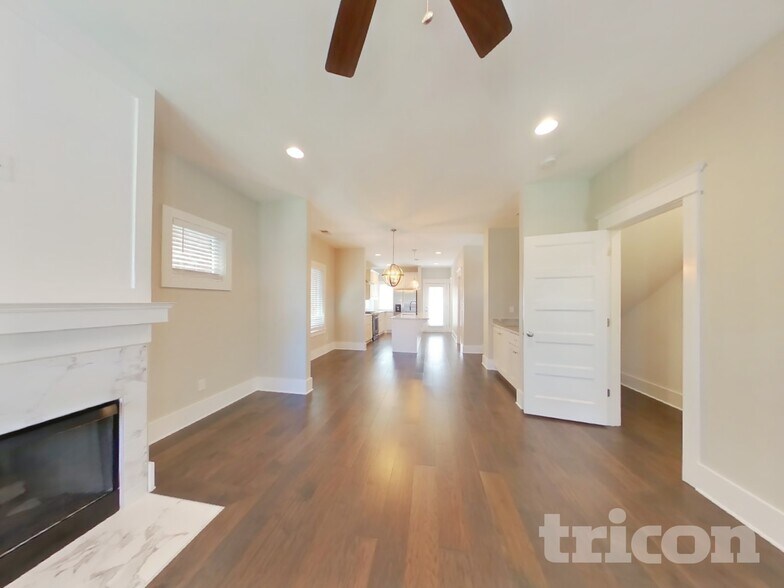 Building Photo - 1248 Hillwood Private Cove
