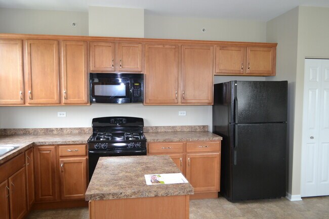 Building Photo - 10225 Camden Ln