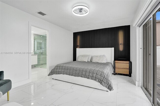 Building Photo - 11761 NW 12th St