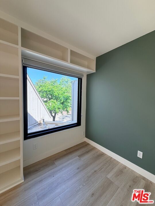 Building Photo - 12 Moss Glen