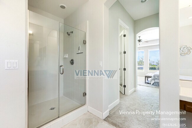 Building Photo - Beautiful 4 Bedroom Home in Catta Verdera