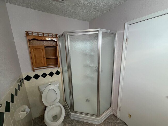 Building Photo - 16821 Whitebrush Loop