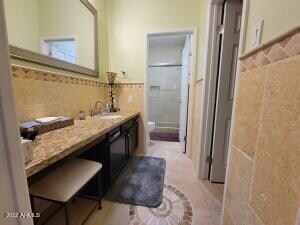 Master Bath - 11333 N 92nd St