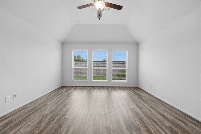 Building Photo - 31115 Albany Brook Ln