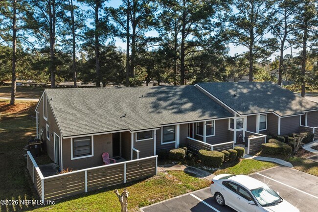 Building Photo - 8329 Derbyshire Pl