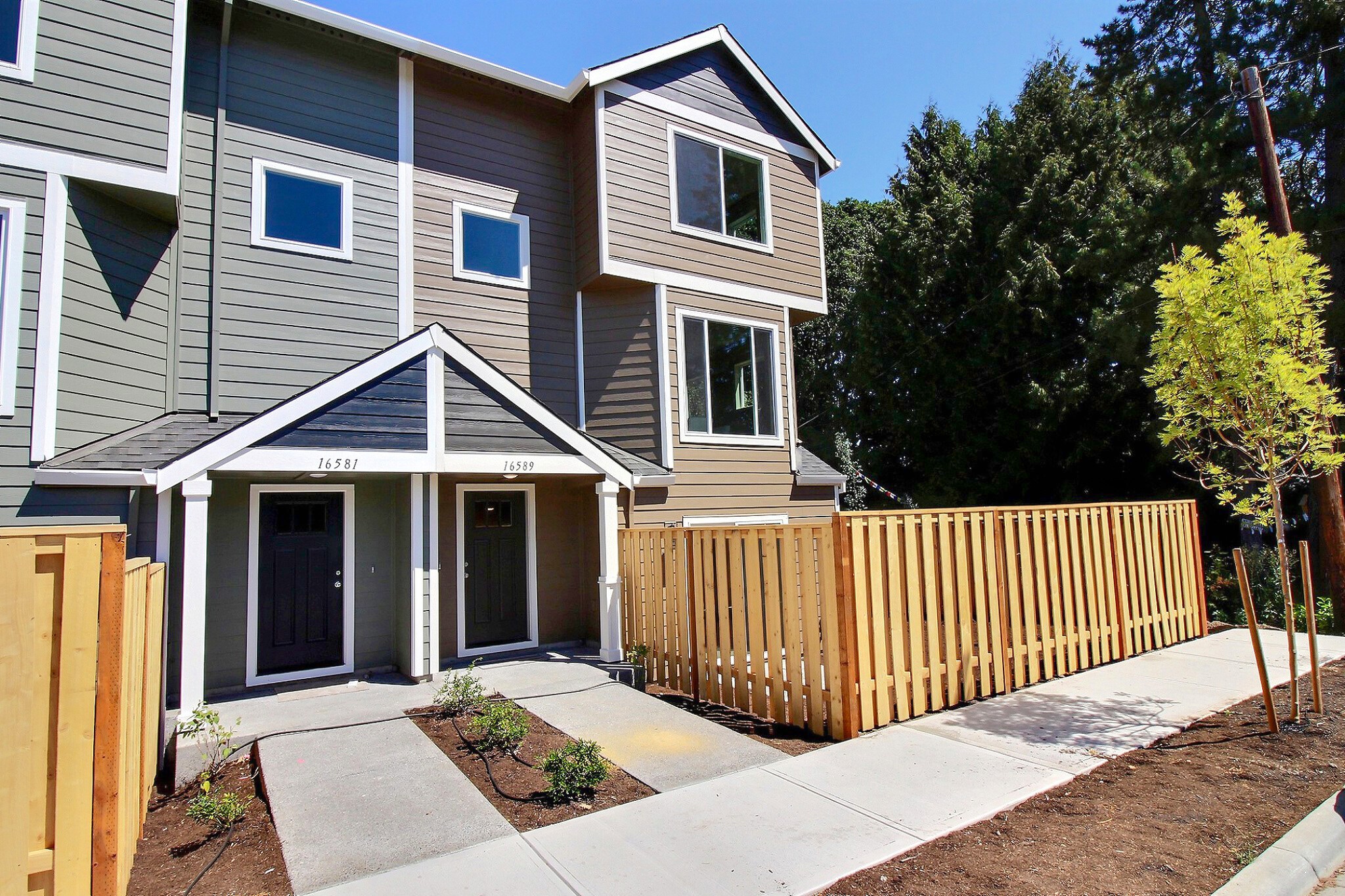 Building Photo - 16606 Southwest Barsotti Street