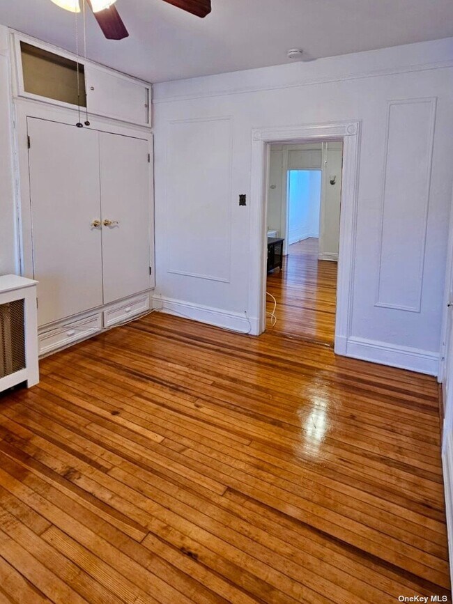 Building Photo - 21-20 41st St