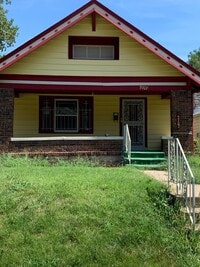Building Photo - Beautiful 3 Bedroom Home