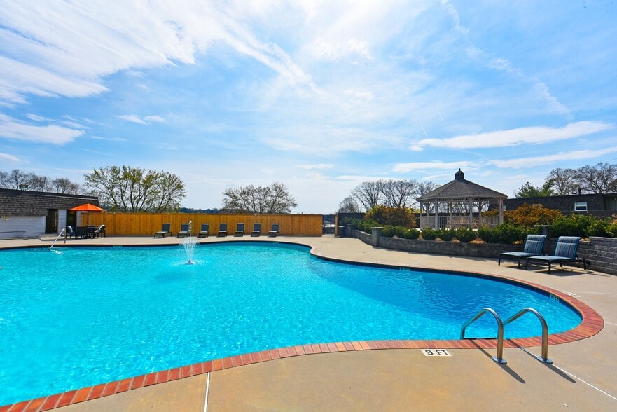 Swimming Pool with Sundeck - The Meridian
