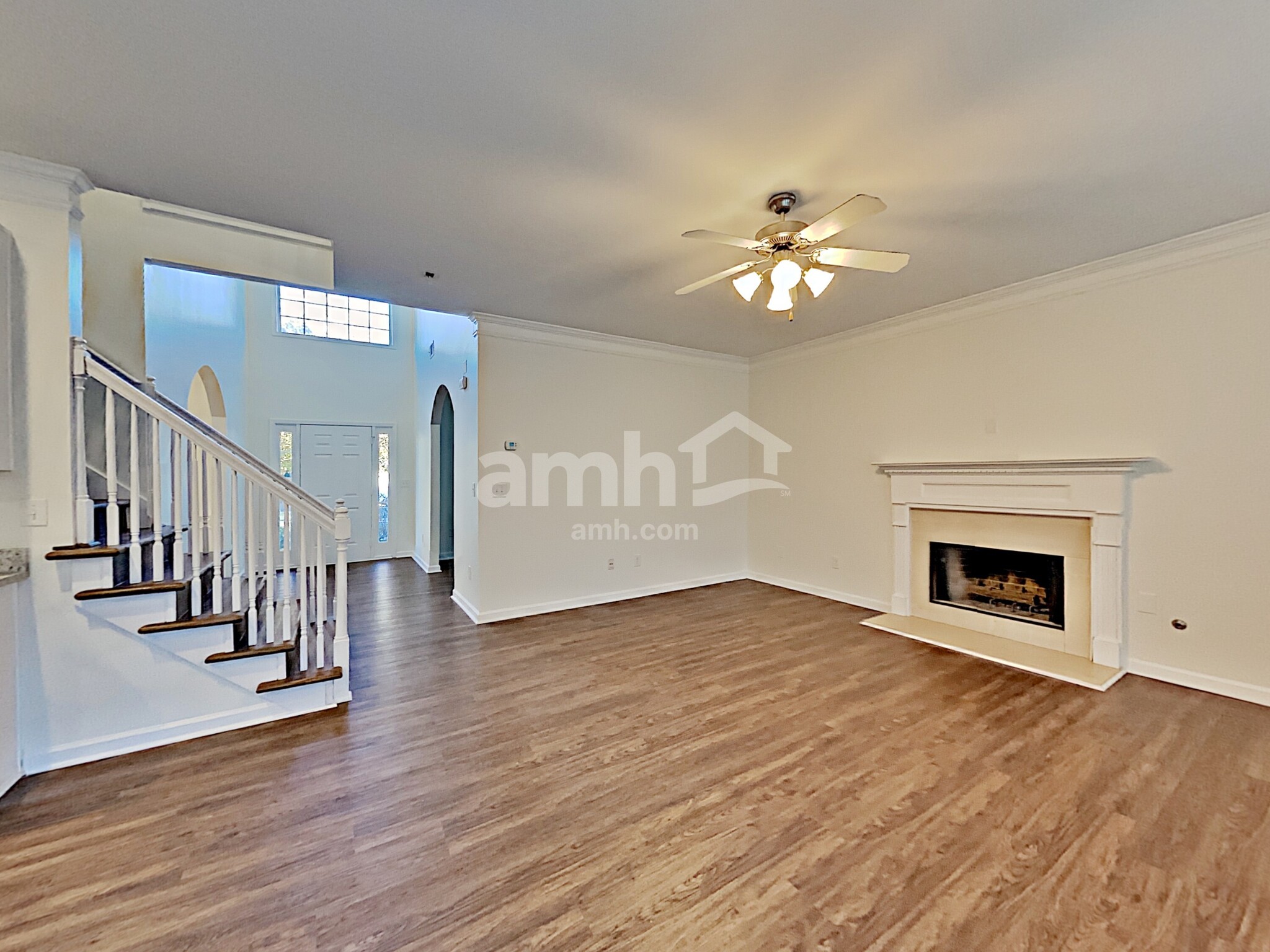 Building Photo - 932 Park Hollow Way