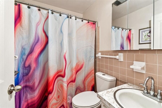 Building Photo - 8080 112th St N