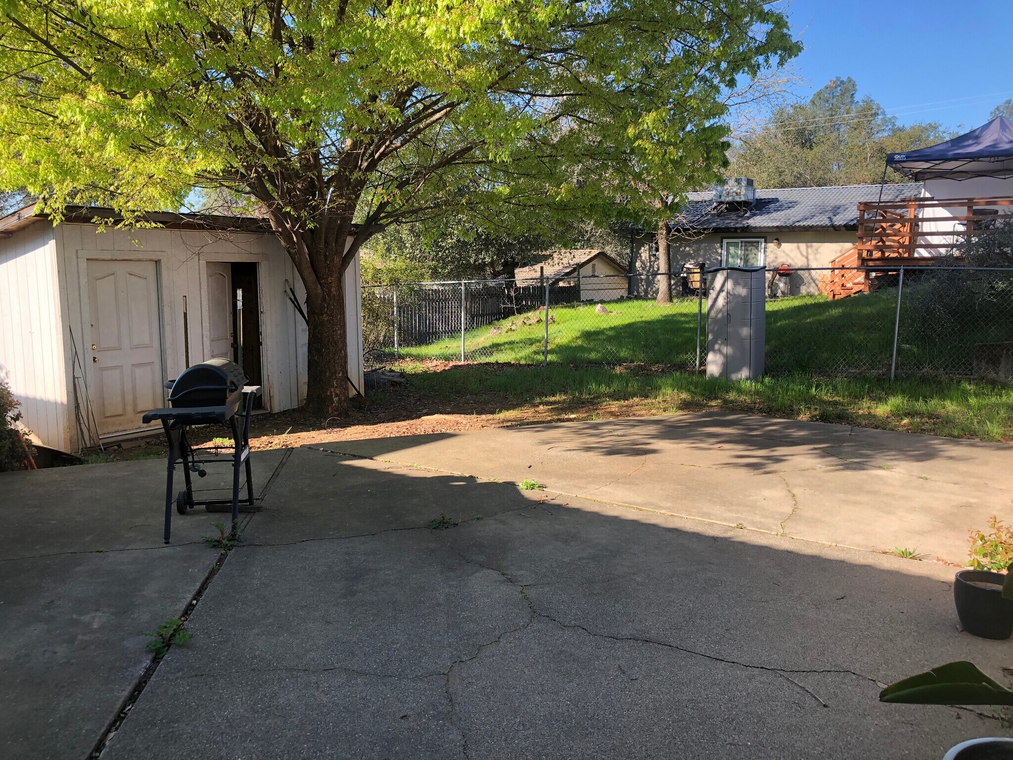Building Photo - 2104 rosamond ave shasta lake apt 2