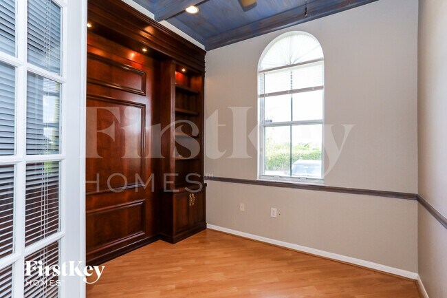 Building Photo - 11137 SW 238th Terrace