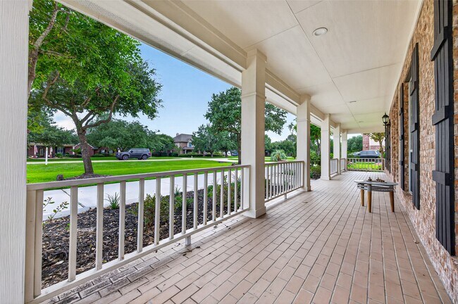 Building Photo - 26210 Cloverland Park Ln