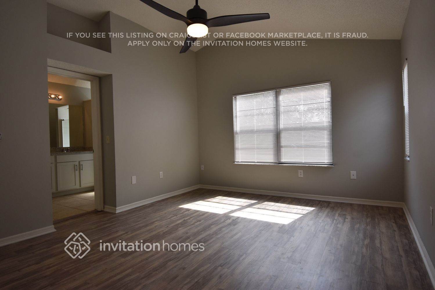 Building Photo - 10624 Sandridge Ct