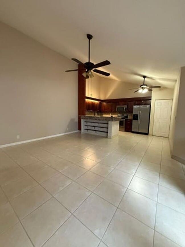 Building Photo - 8845 Center Ct Dr