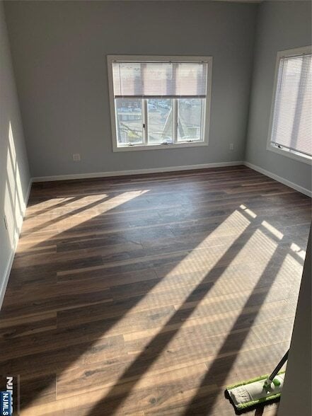 Building Photo - 733 Anderson Ave