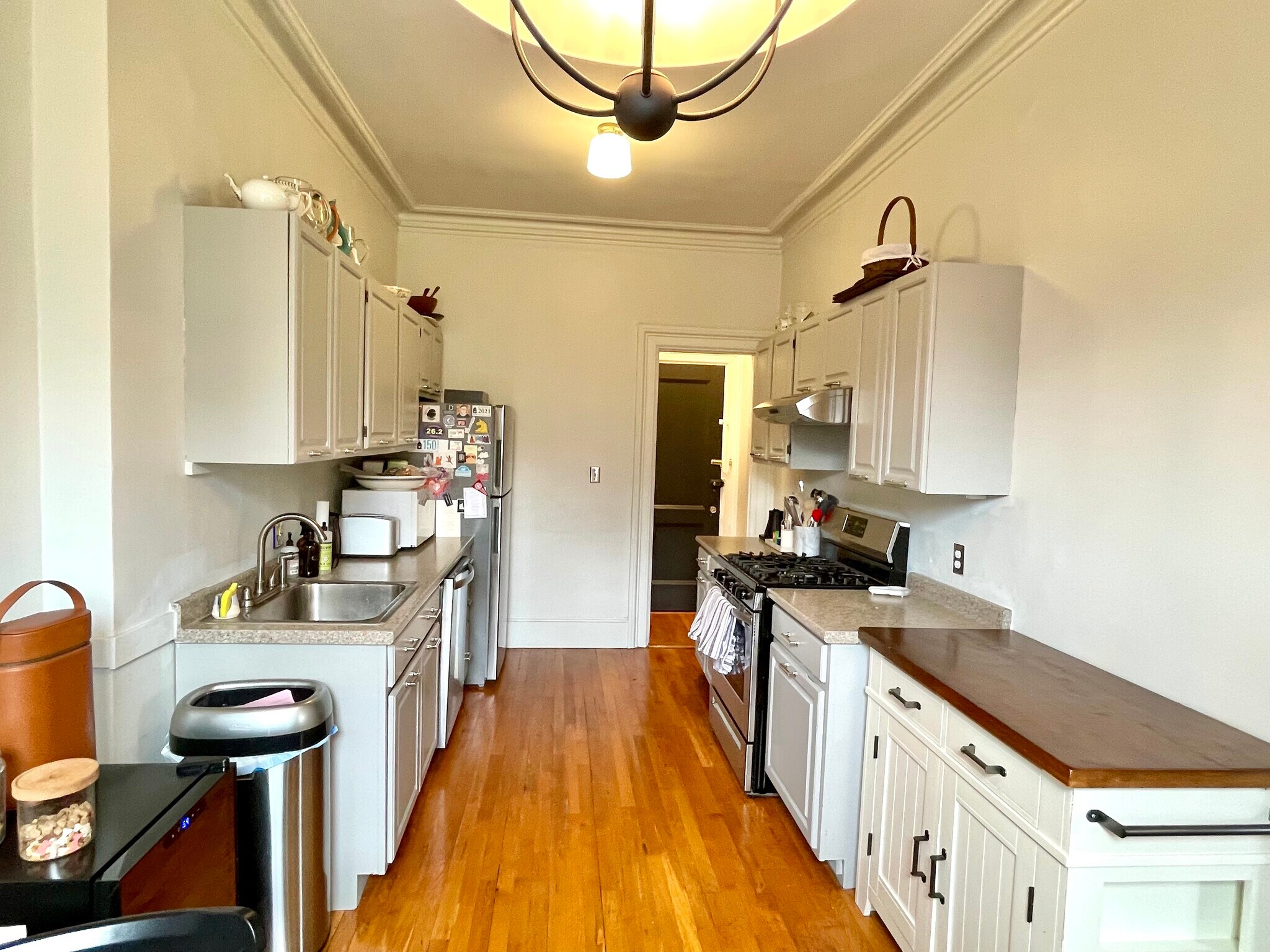 Building Photo - 140 Marlborough St