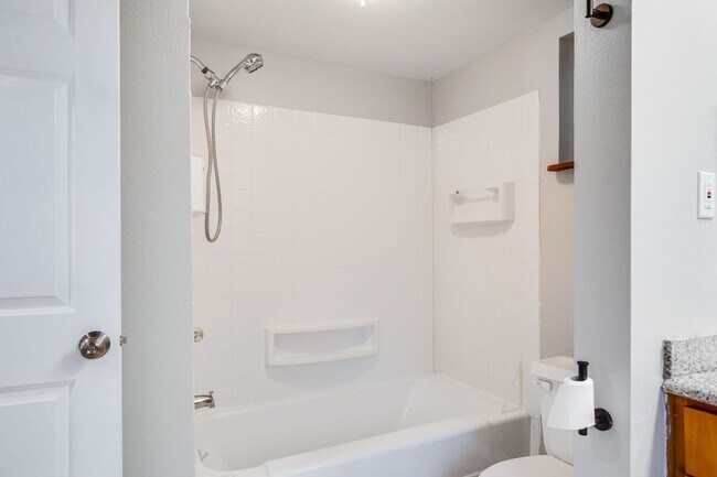 Building Photo - 11709 24th Ave NE