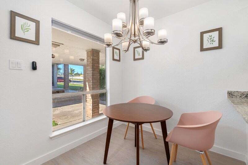 Building Photo - 10111 Golden Meadow Dr